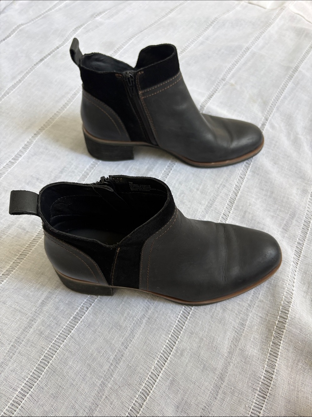 Korks Black Leather and Suede Ankle Booties - Picture 10 of 12